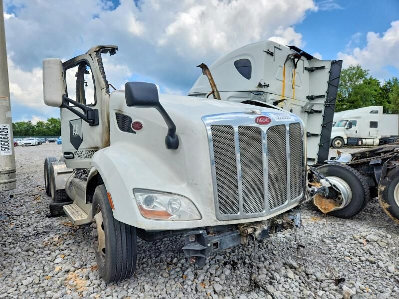2020 PETERBILT 579