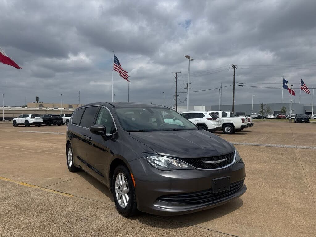 2017 CHRYSLER Pacifica