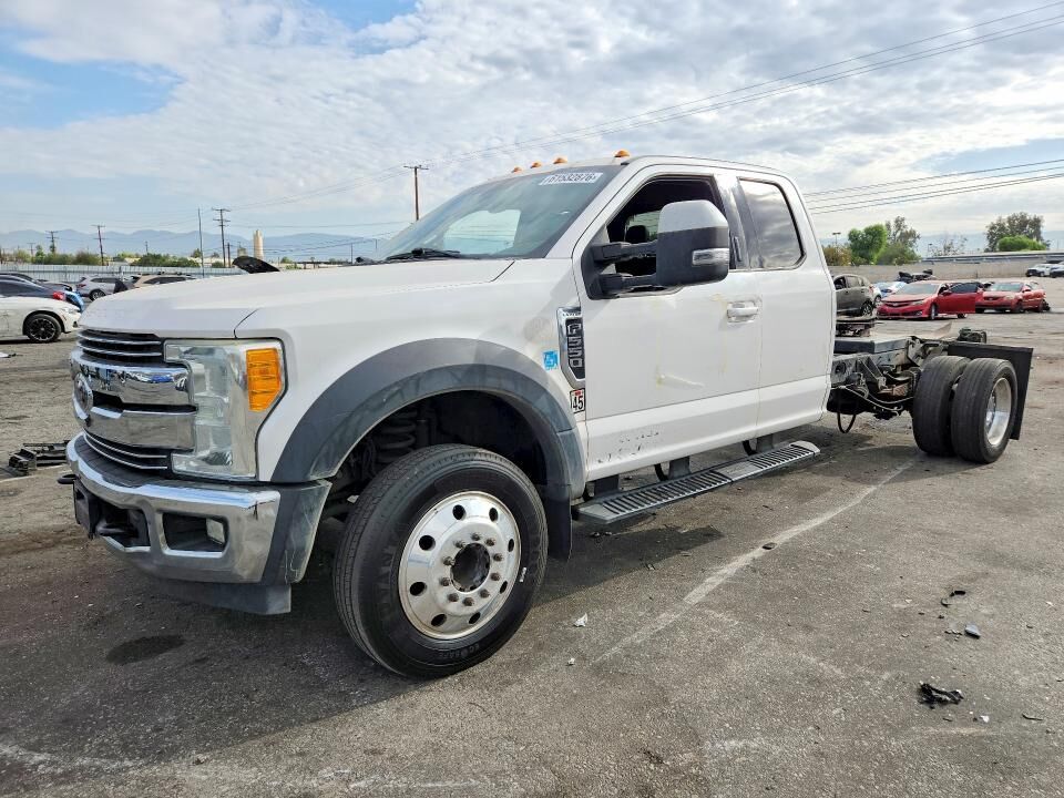 2017 FORD F-550