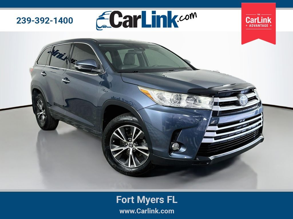 2017 TOYOTA Highlander