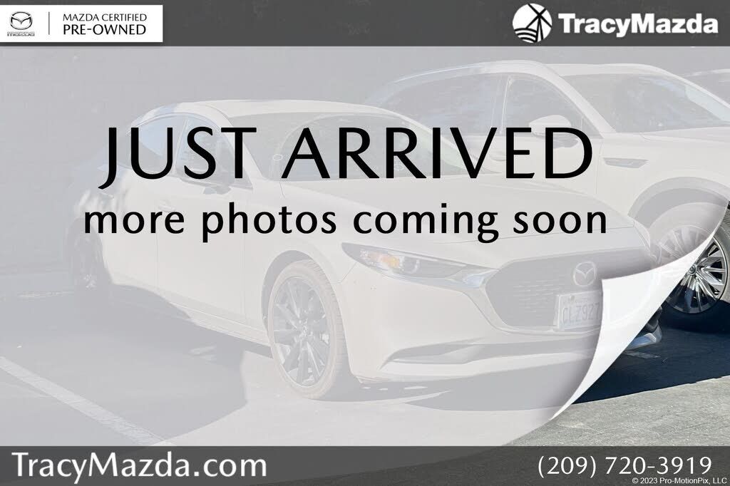 2024 MAZDA Mazda3