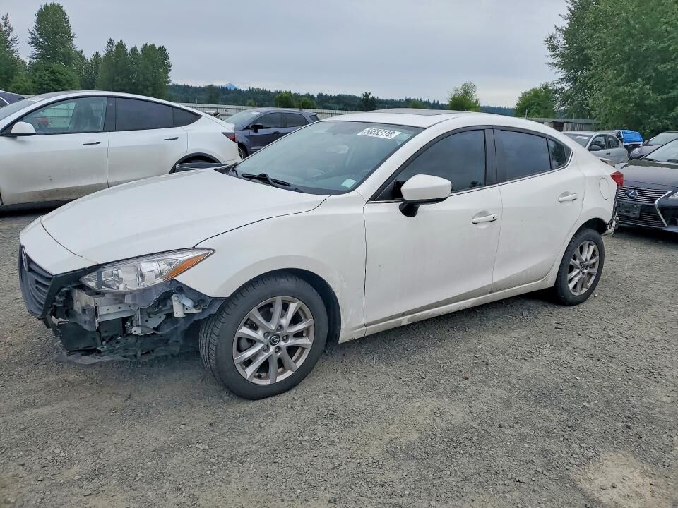2015 MAZDA Mazda3