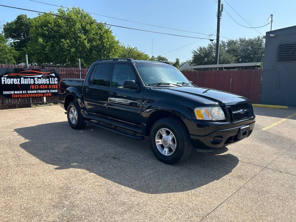 2004 FORD Explorer