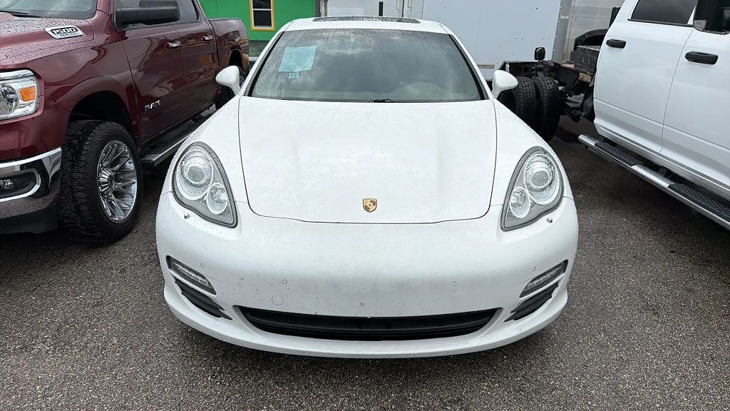 2012 PORSCHE Panamera