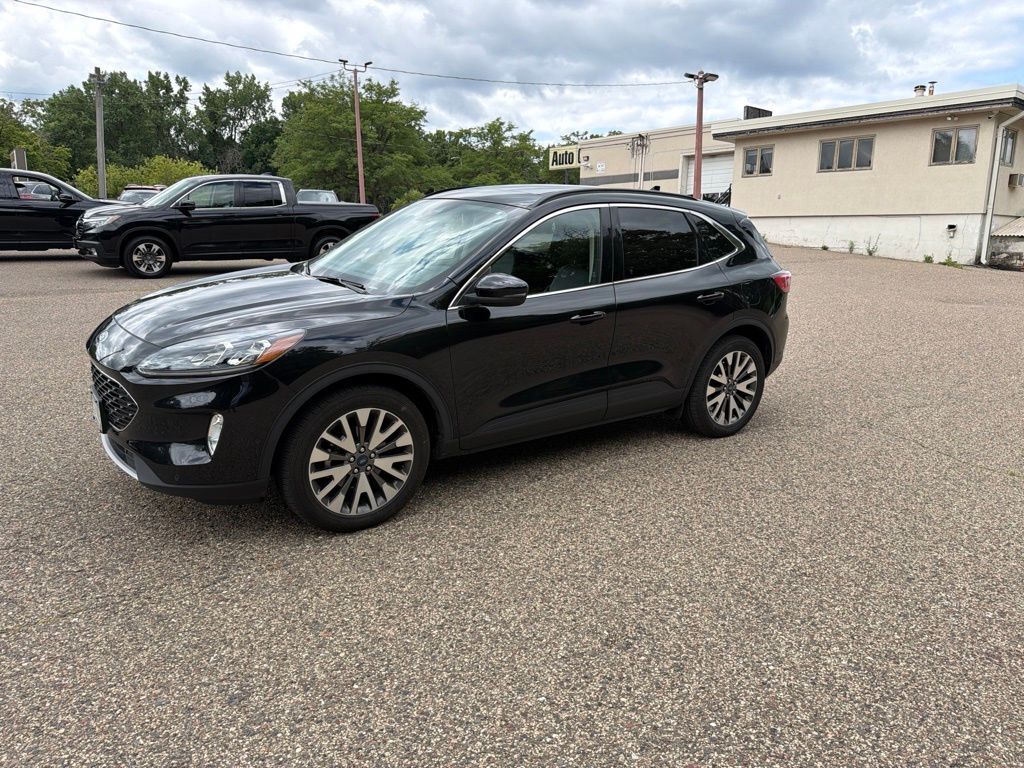 2020 FORD Escape