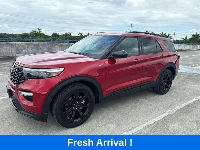 2023 FORD Explorer