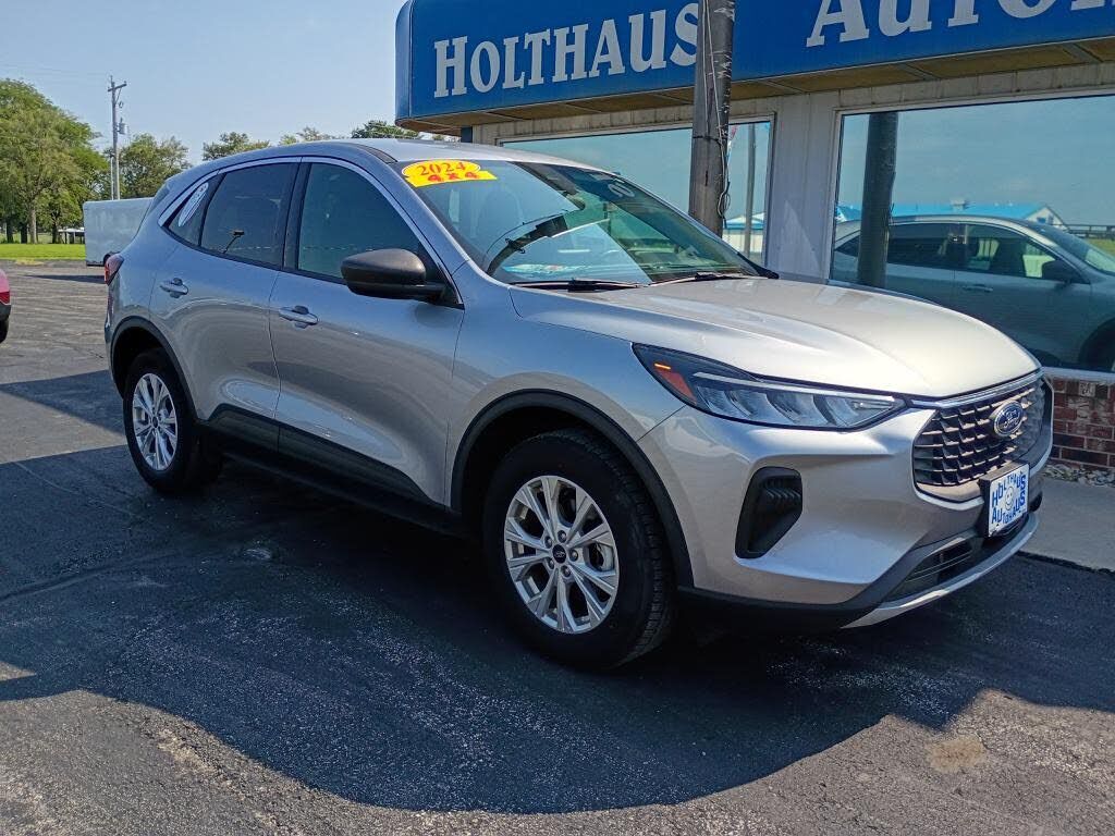 2024 FORD Escape