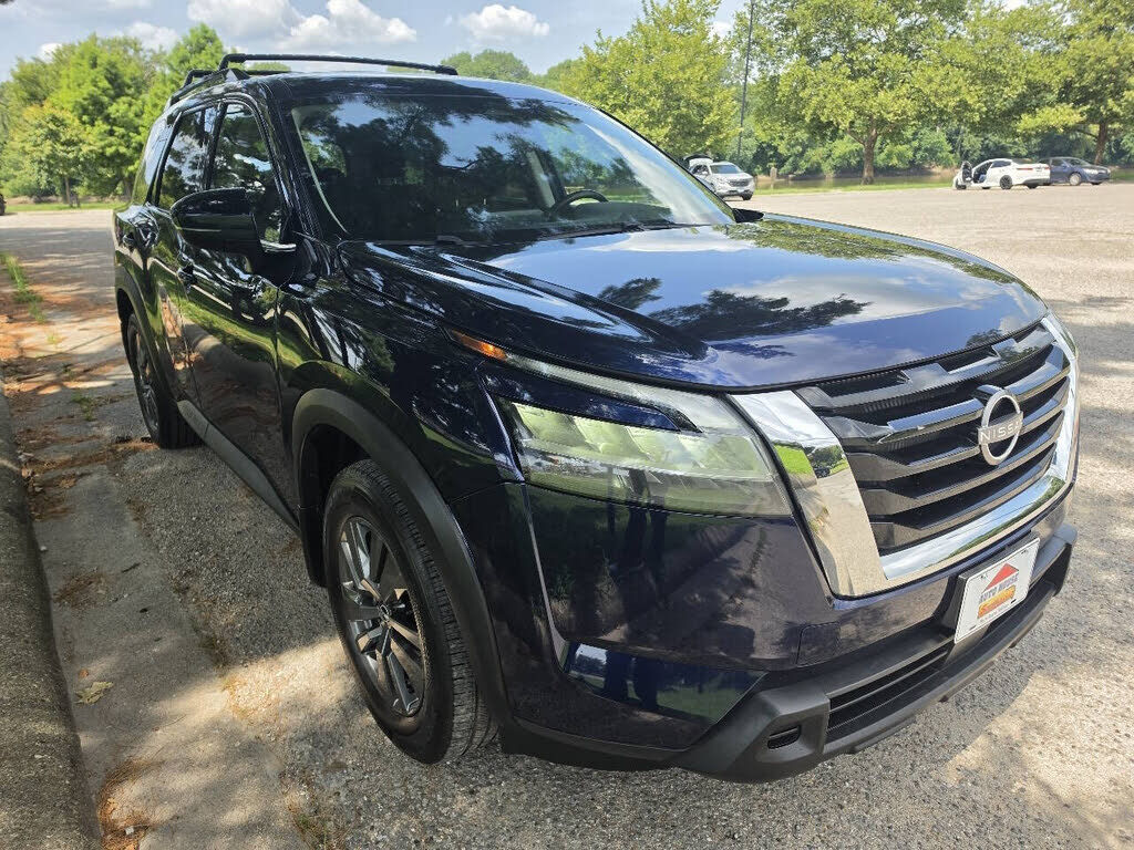 2022 NISSAN Pathfinder