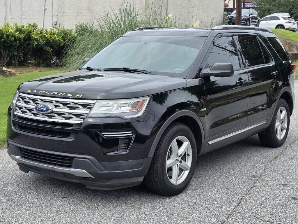 2018 FORD Explorer