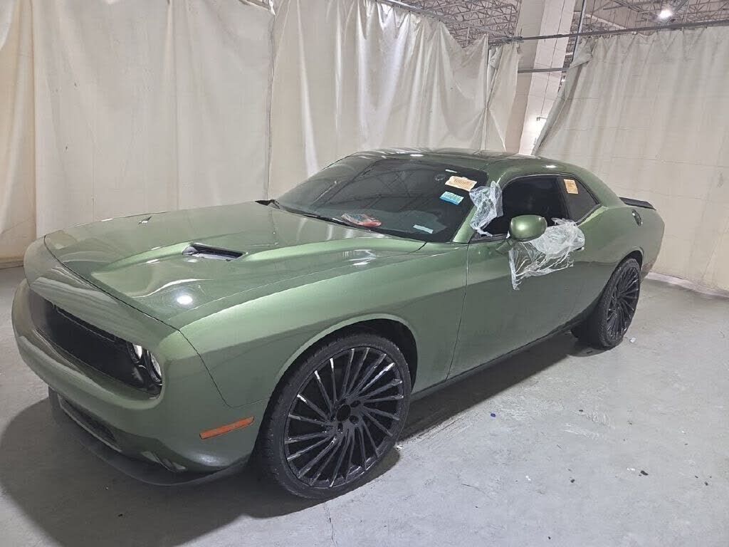 2019 DODGE Challenger