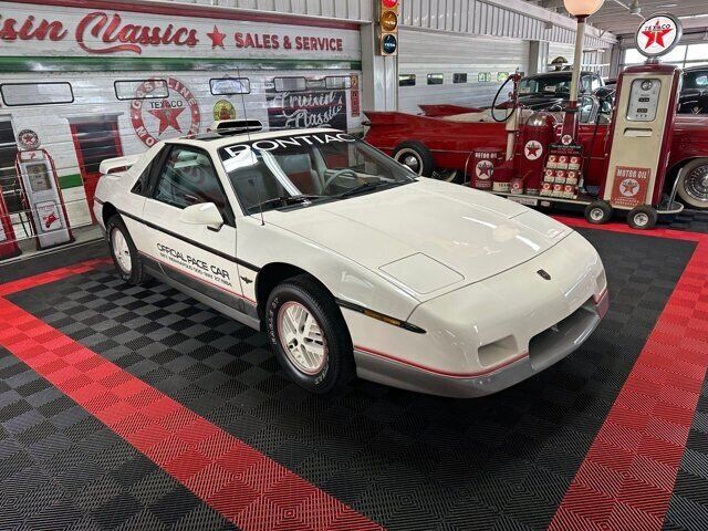 1984 PONTIAC Fiero