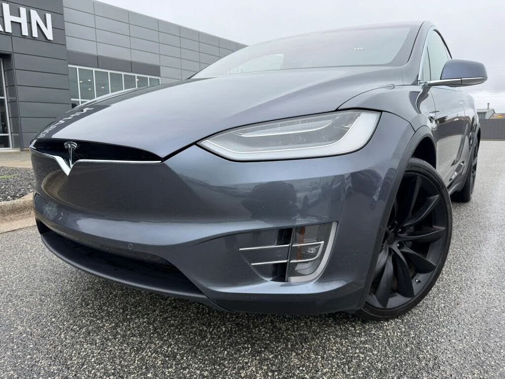 2021 TESLA Model X