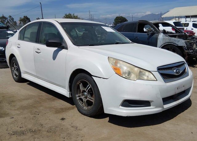 2011 SUBARU Legacy