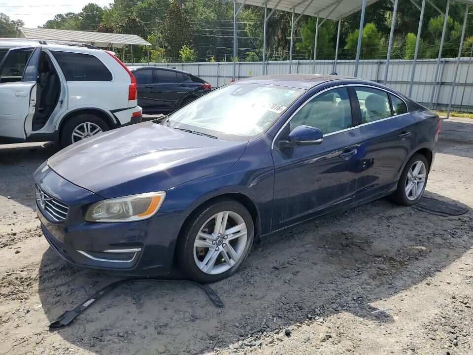 2015 VOLVO S60