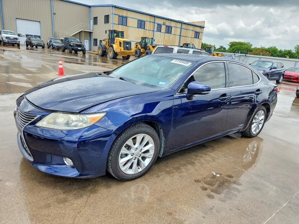 2013 LEXUS ES