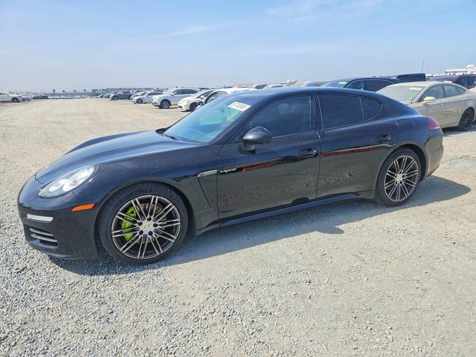 2015 PORSCHE Panamera