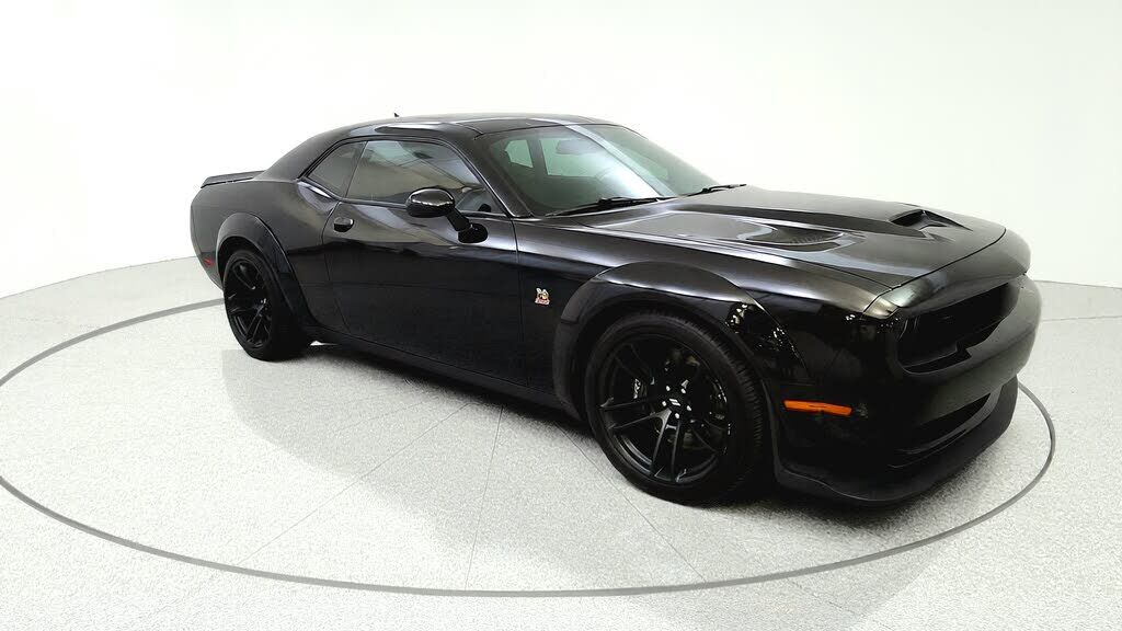 2022 DODGE Challenger
