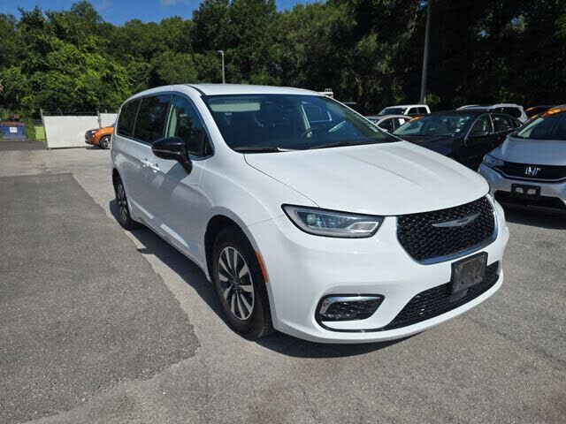 2024 CHRYSLER Pacifica