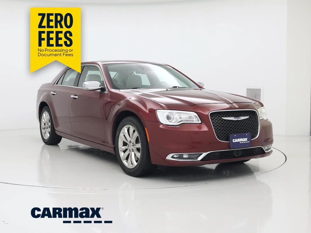 2019 CHRYSLER 300