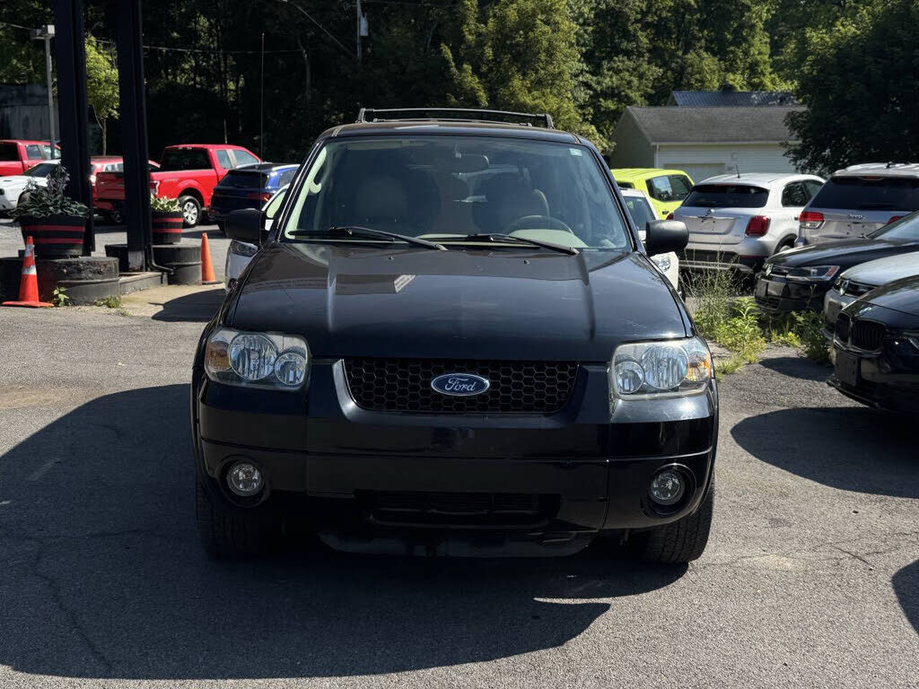 2005 FORD Escape