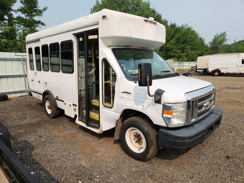 2014 FORD E-350