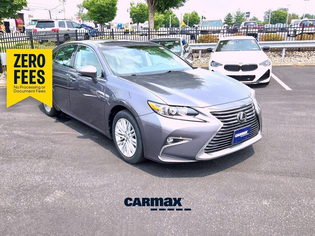 2017 LEXUS ES