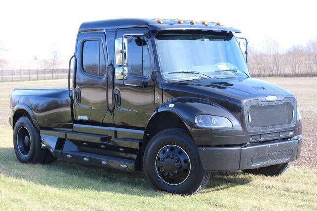 2006 FREIGHTLINER M2