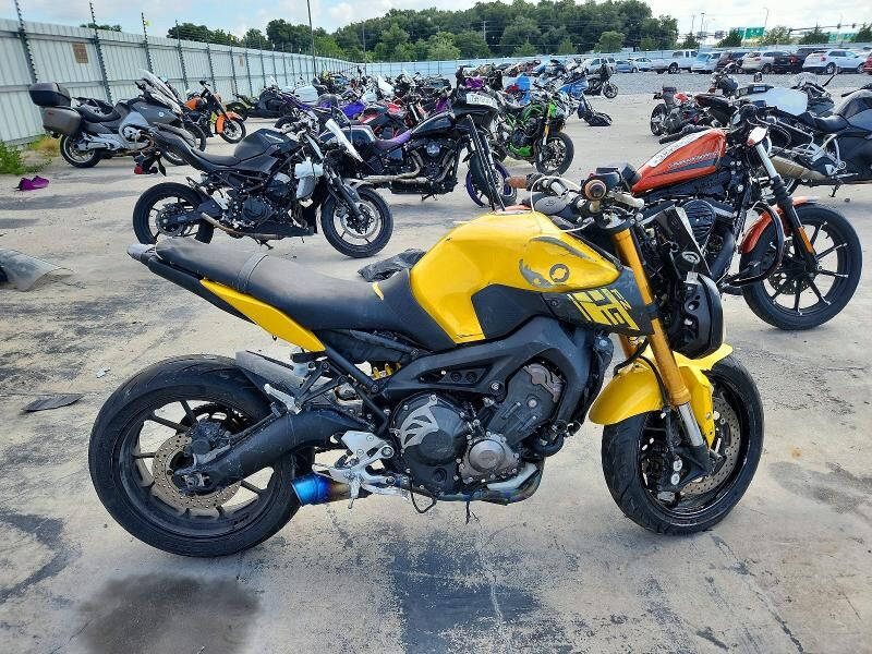 2015 YAMAHA FZ09