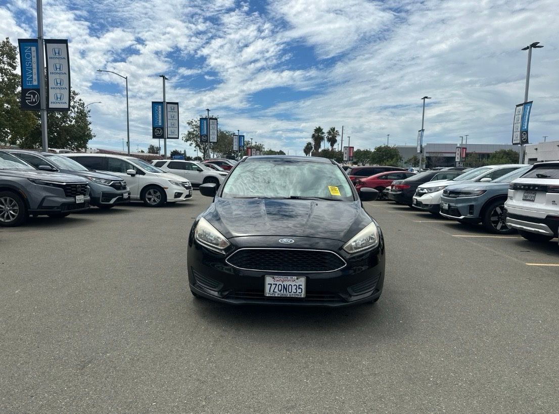 2017 FORD Focus