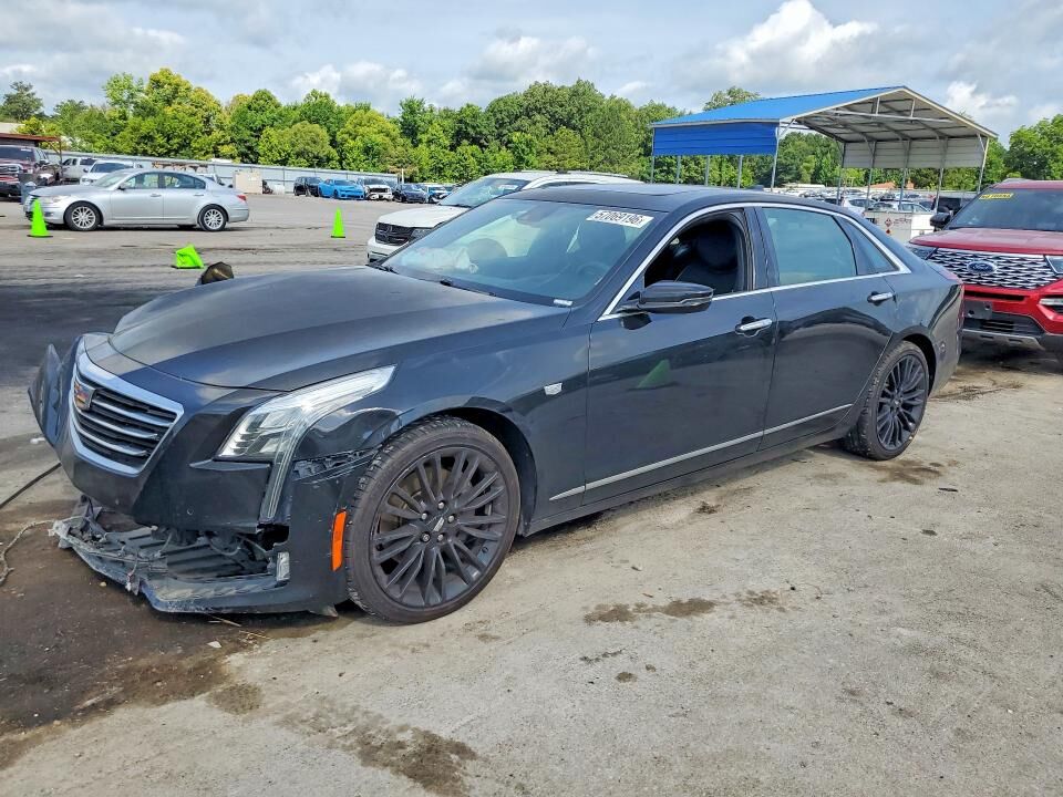 2017 CADILLAC CT6