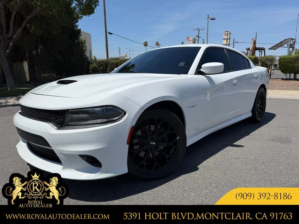 2020 DODGE Charger