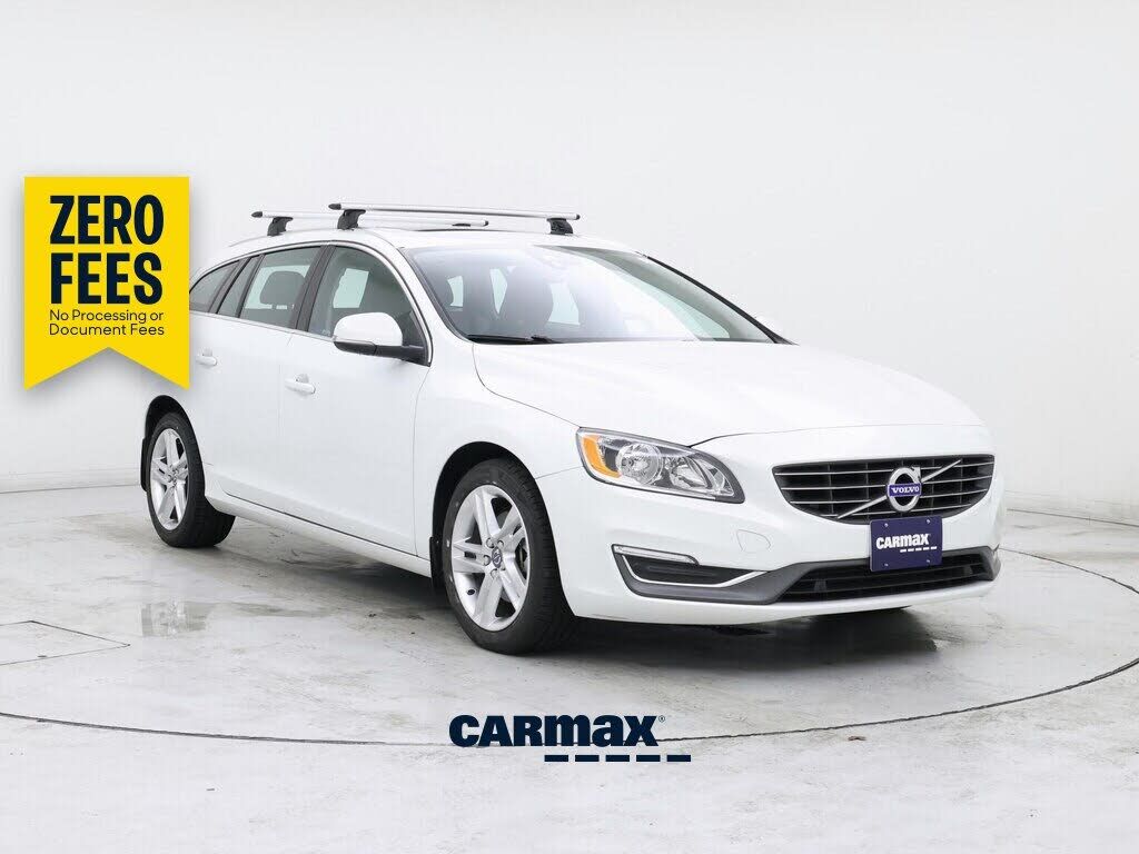 2015 VOLVO V60