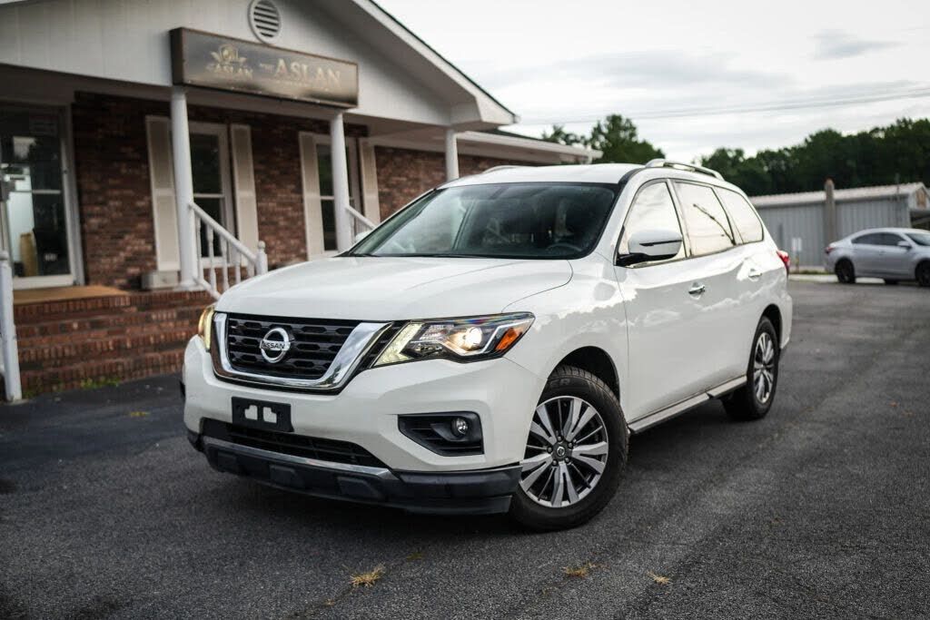 2019 NISSAN Pathfinder