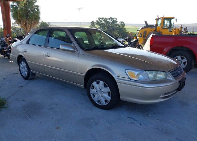 2001 TOYOTA Camry