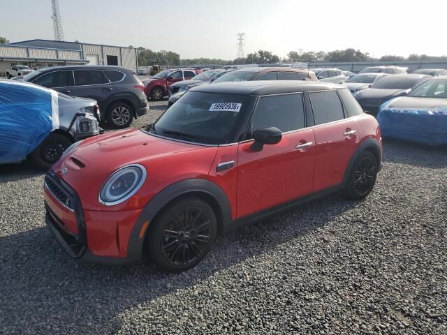 2023 MINI Hardtop