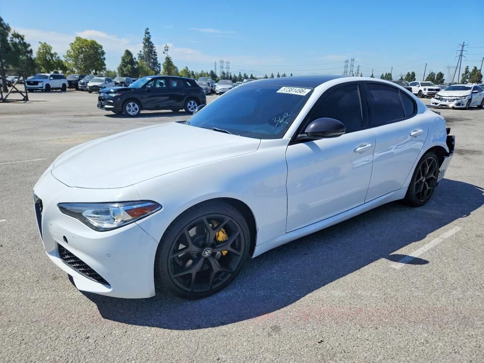 2021 ALFA ROMEO Giulia