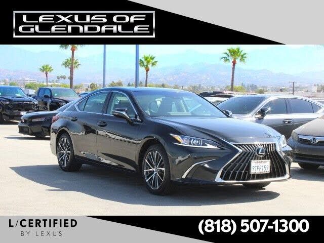 2025 LEXUS ES
