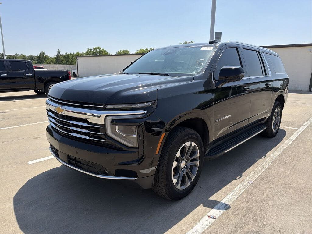 2025 CHEVROLET Suburban