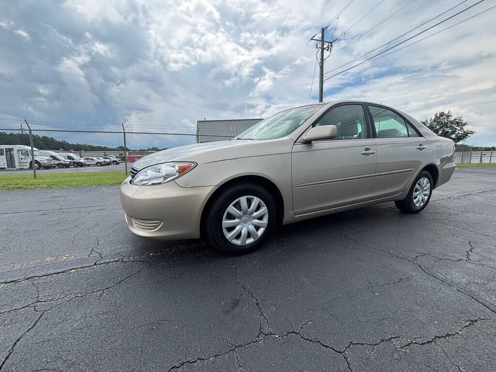2005 TOYOTA Camry