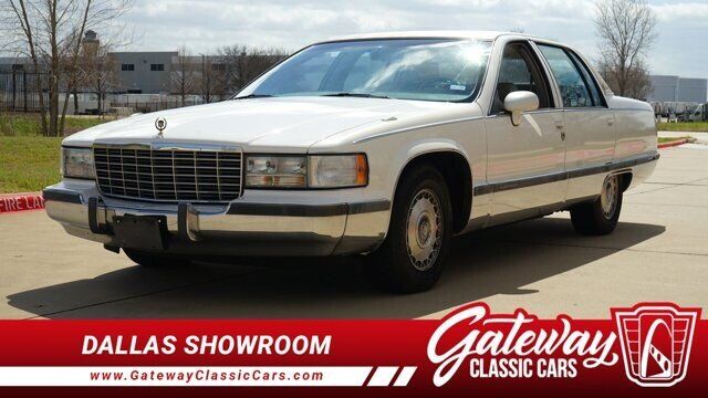 1993 CADILLAC Fleetwood