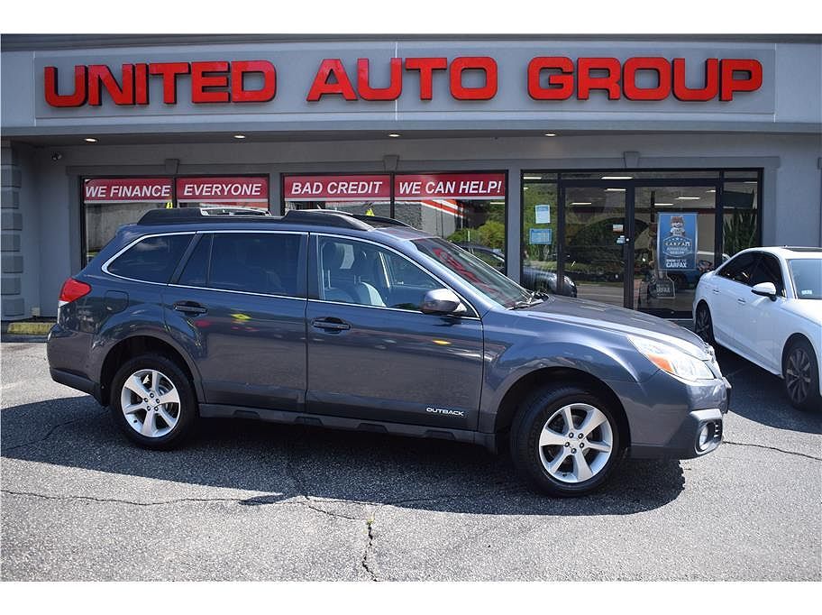 2014 SUBARU Outback