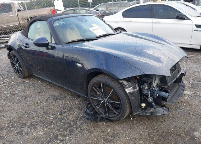 2025 MAZDA MX-5