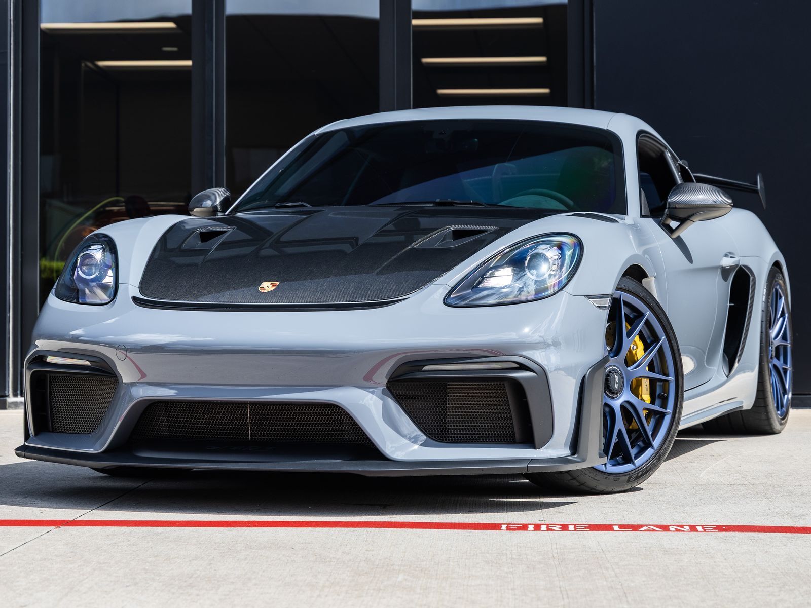 2023 PORSCHE 718
