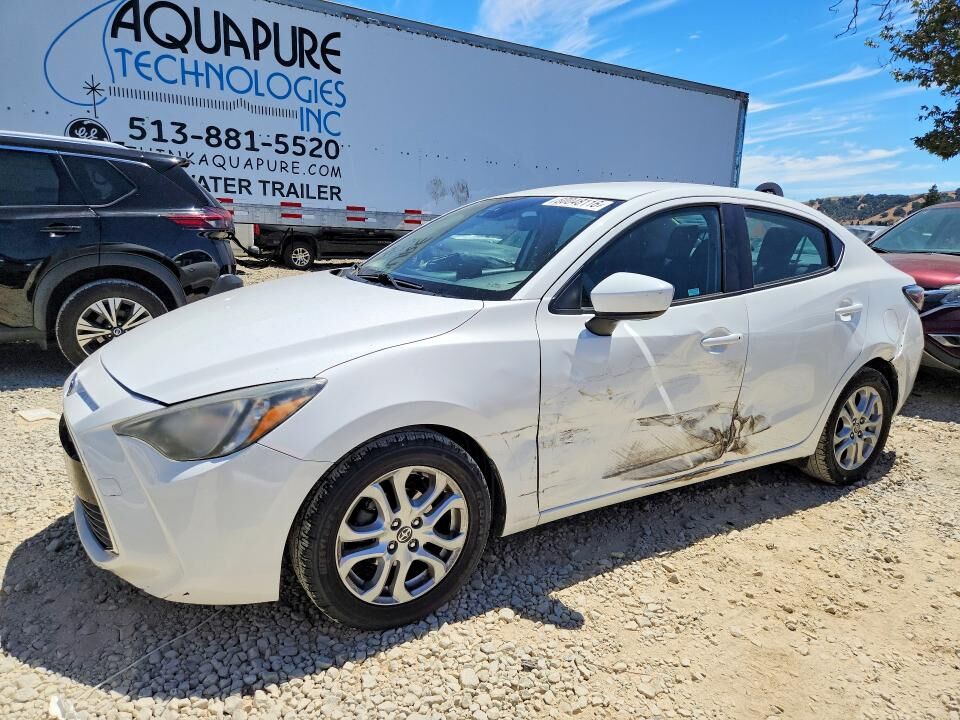 2016 TOYOTA Scion