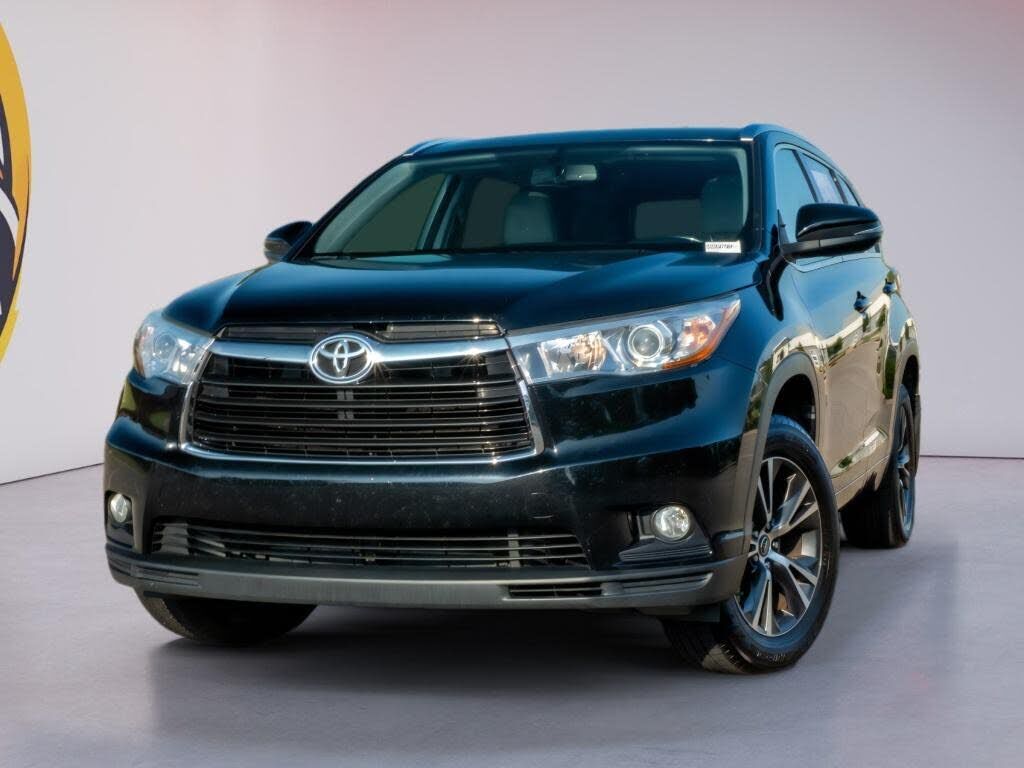2016 TOYOTA Highlander