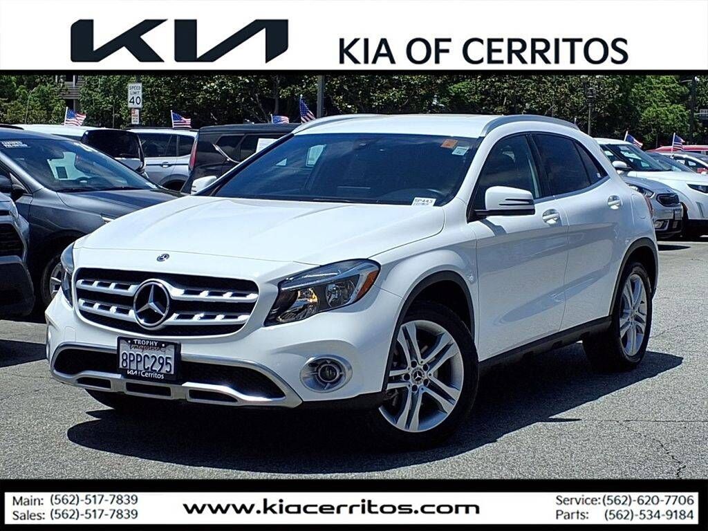 2020 MERCEDES-BENZ GLA-Class
