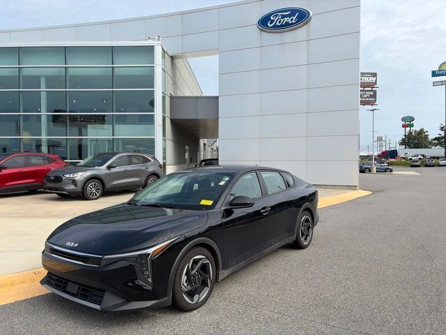 2025 KIA K4