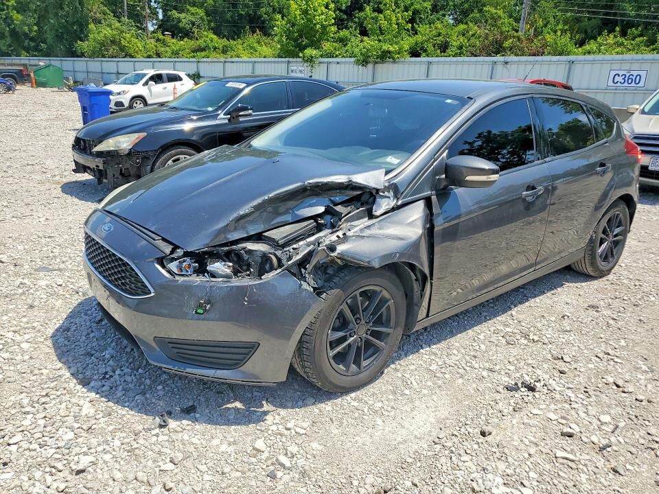 2017 FORD Focus