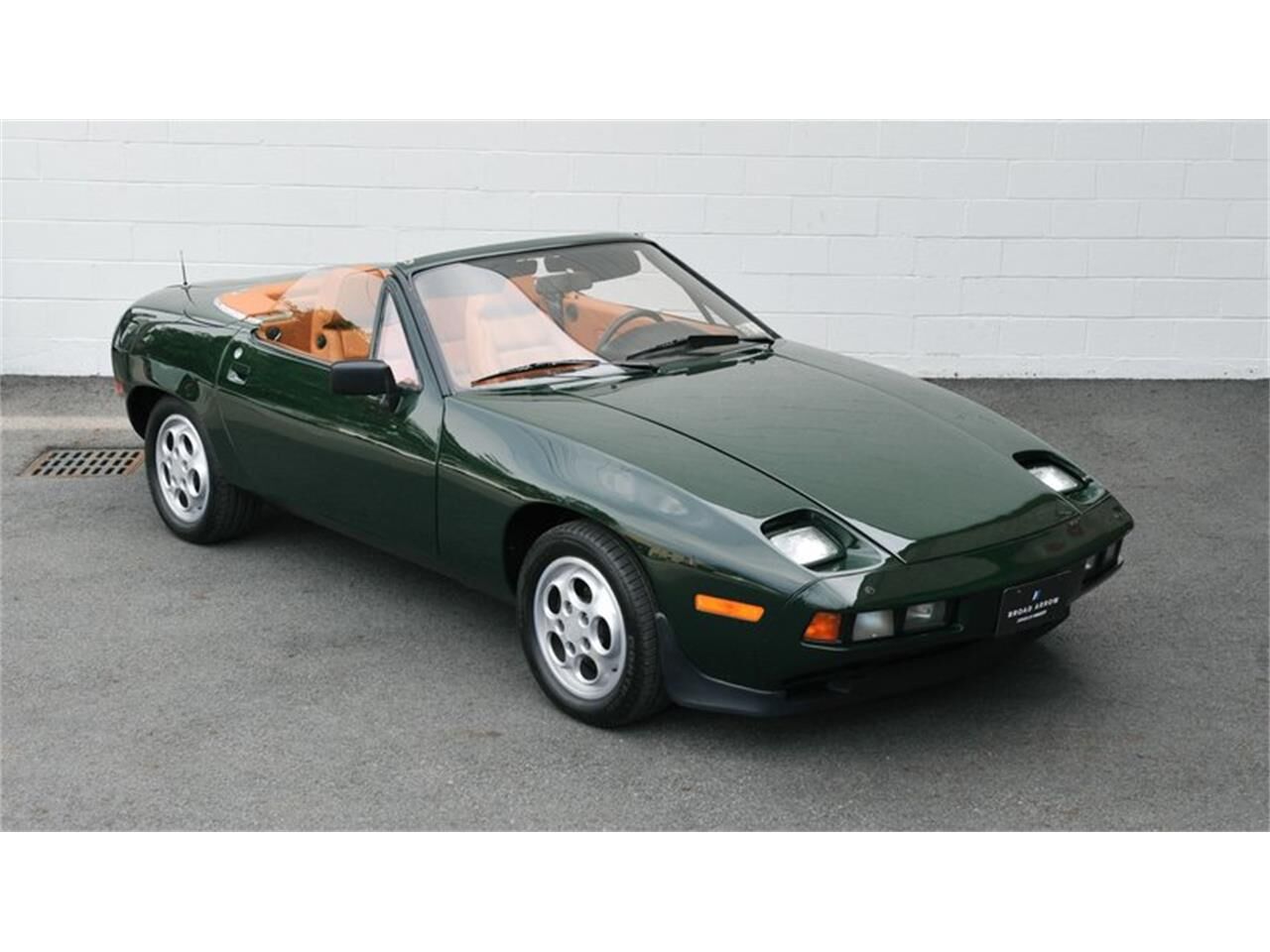 1982 PORSCHE 928