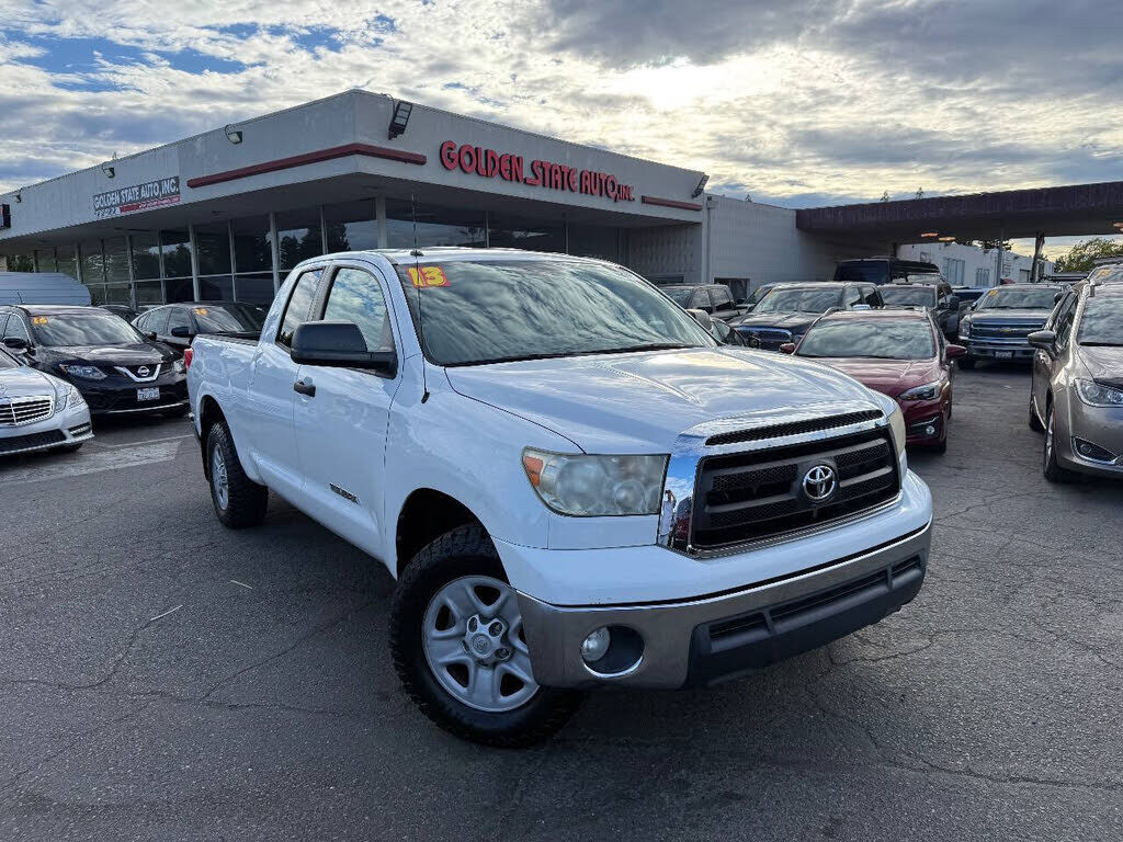 2013 TOYOTA Tundra